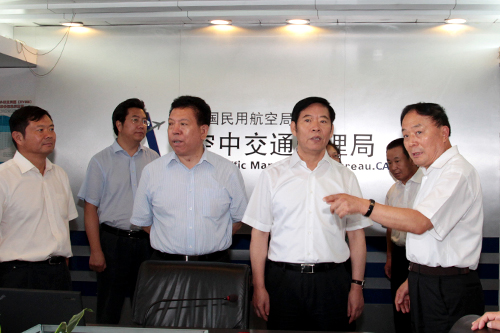 總局領(lǐng)導(dǎo)與三部委領(lǐng)導(dǎo)共同研究安全措施3